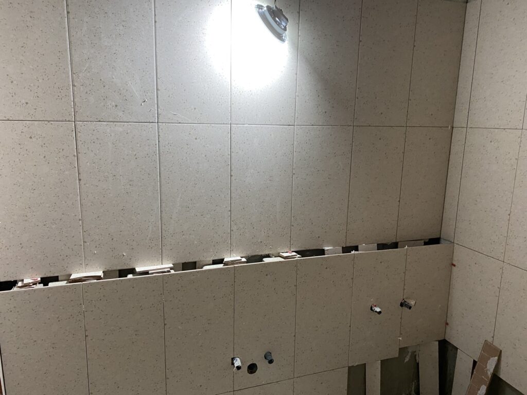 화장실 타일 시공 사진2